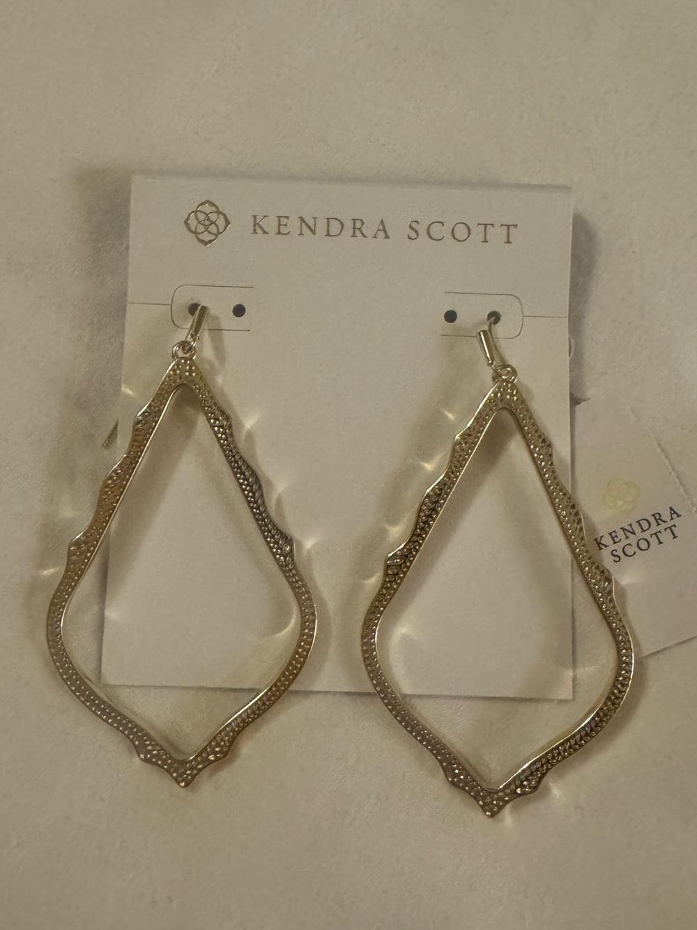 Kendra Scott Gold Large Sophee Drop Earrings